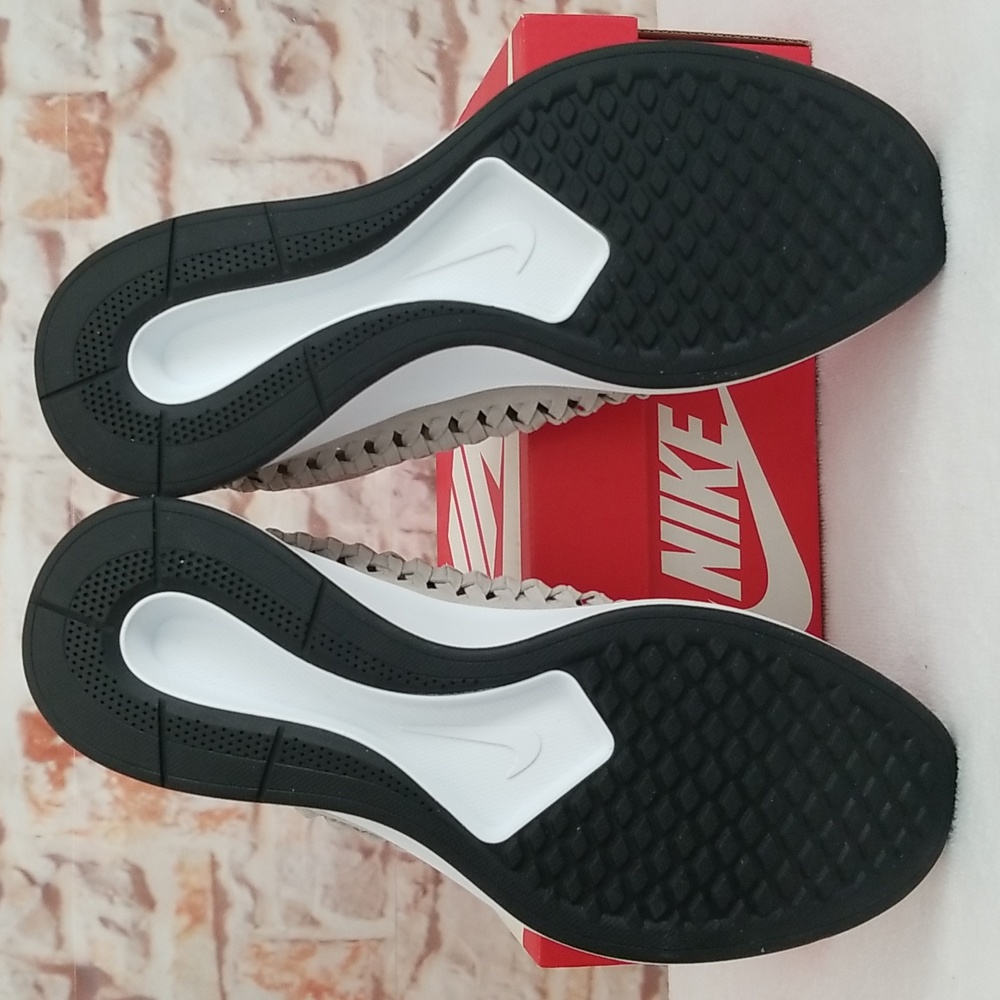 New Nike Dualtone Racer Woven Sneakers - Picture 7 of 9